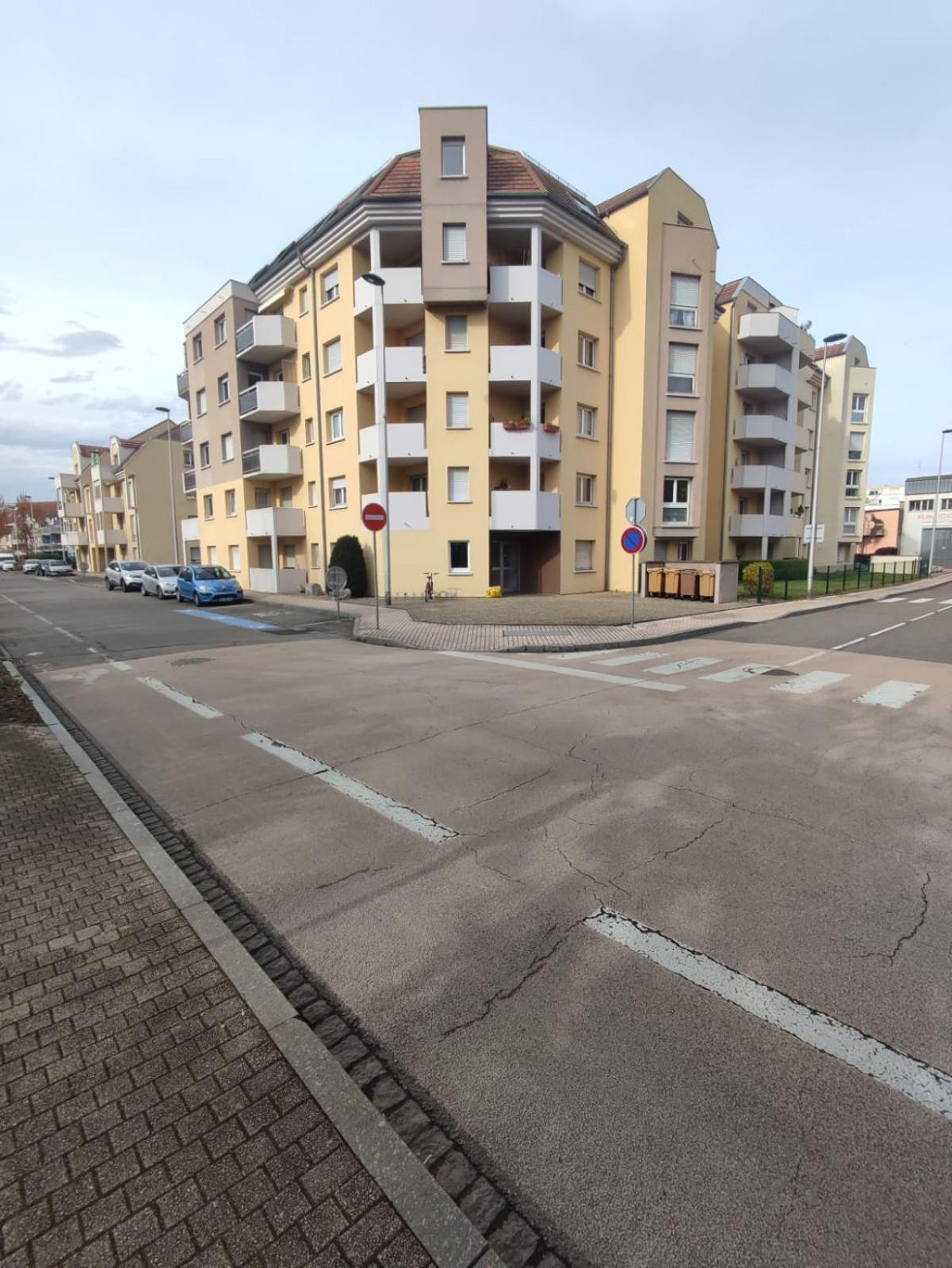 Ferienwohnung Douillet-Kanamappart-Euroairport Saint-Louis  Exterior foto